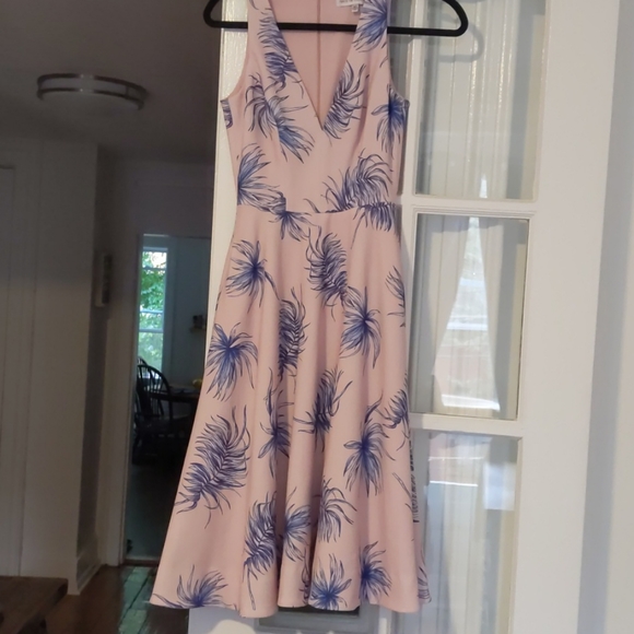 Dress the Population Dresses & Skirts - NWOT Dress the Population Floral Print Dress XS